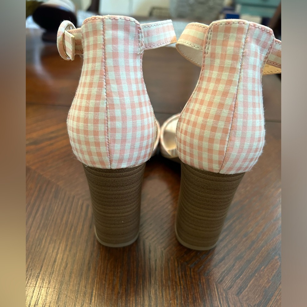 LC Lauren Conrad Pink Gingham Heels